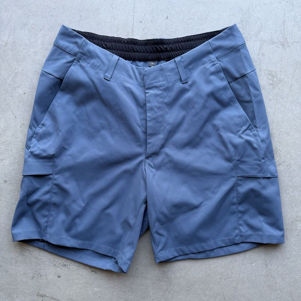 Lululemon Shorts Mens 34 Blue Commission Cargo 8” Inseam Golf Hiking LM7ARSS